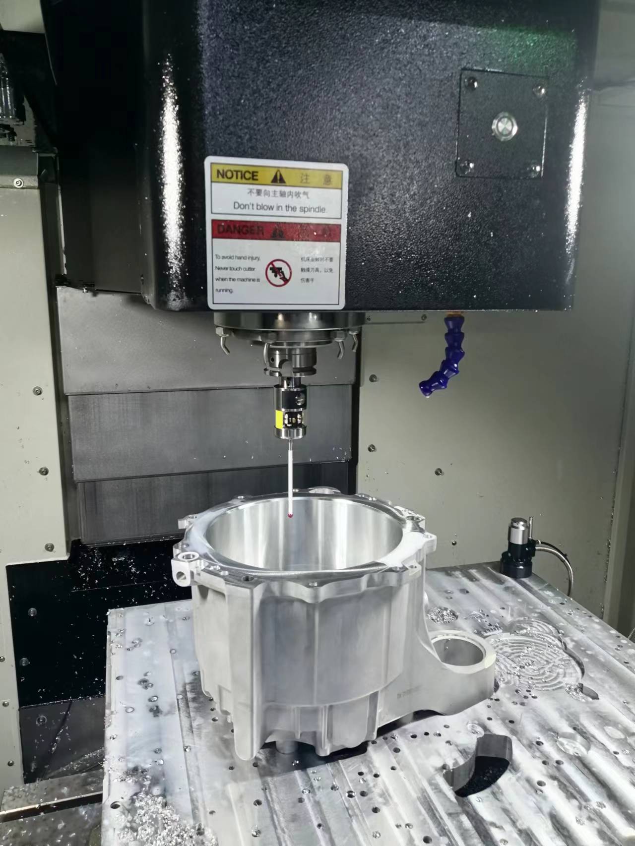 CNC center ultra-high precision machine tool na sumusukat sa CP41 (2)